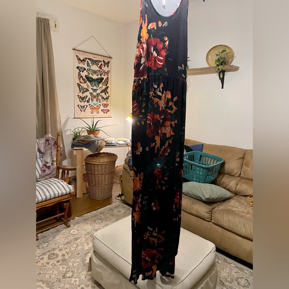 Womens 2XL Maxi Dress. Perfect coloring for FALL! ♥️ Smoke and pet free home!